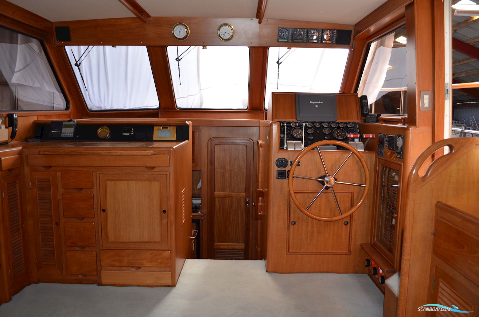 AMS Marine Trawler Yacht 420 Flushdeck Fast Line