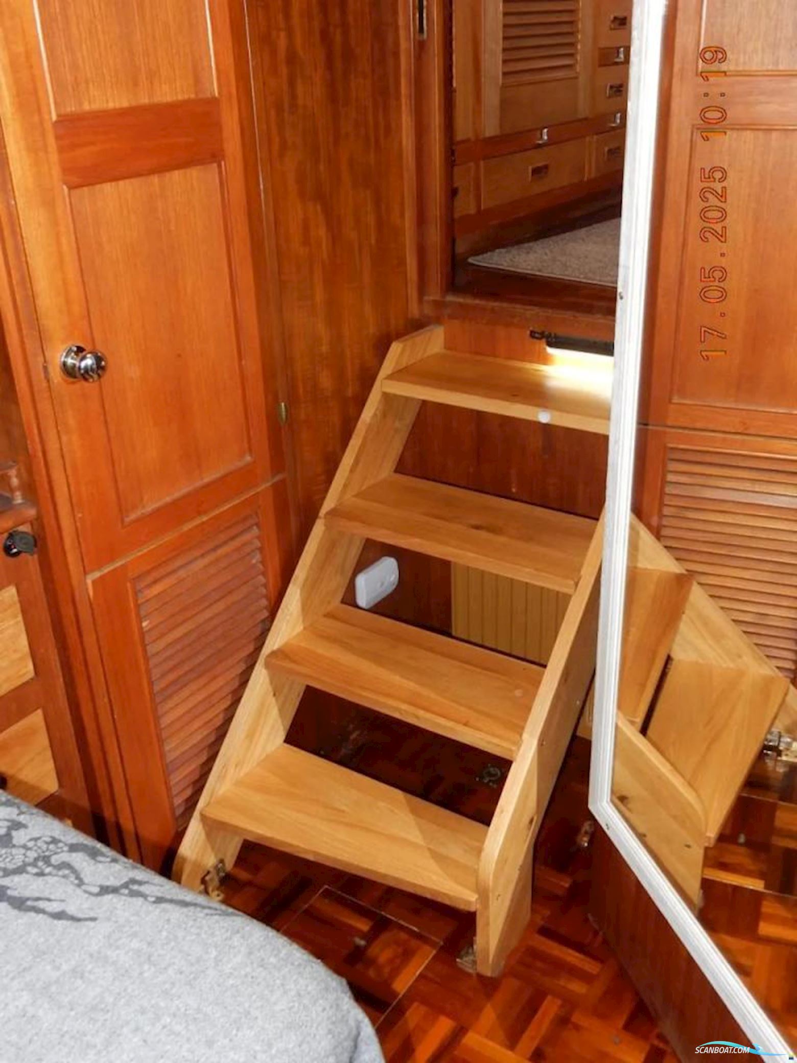 AMS Trawler 40