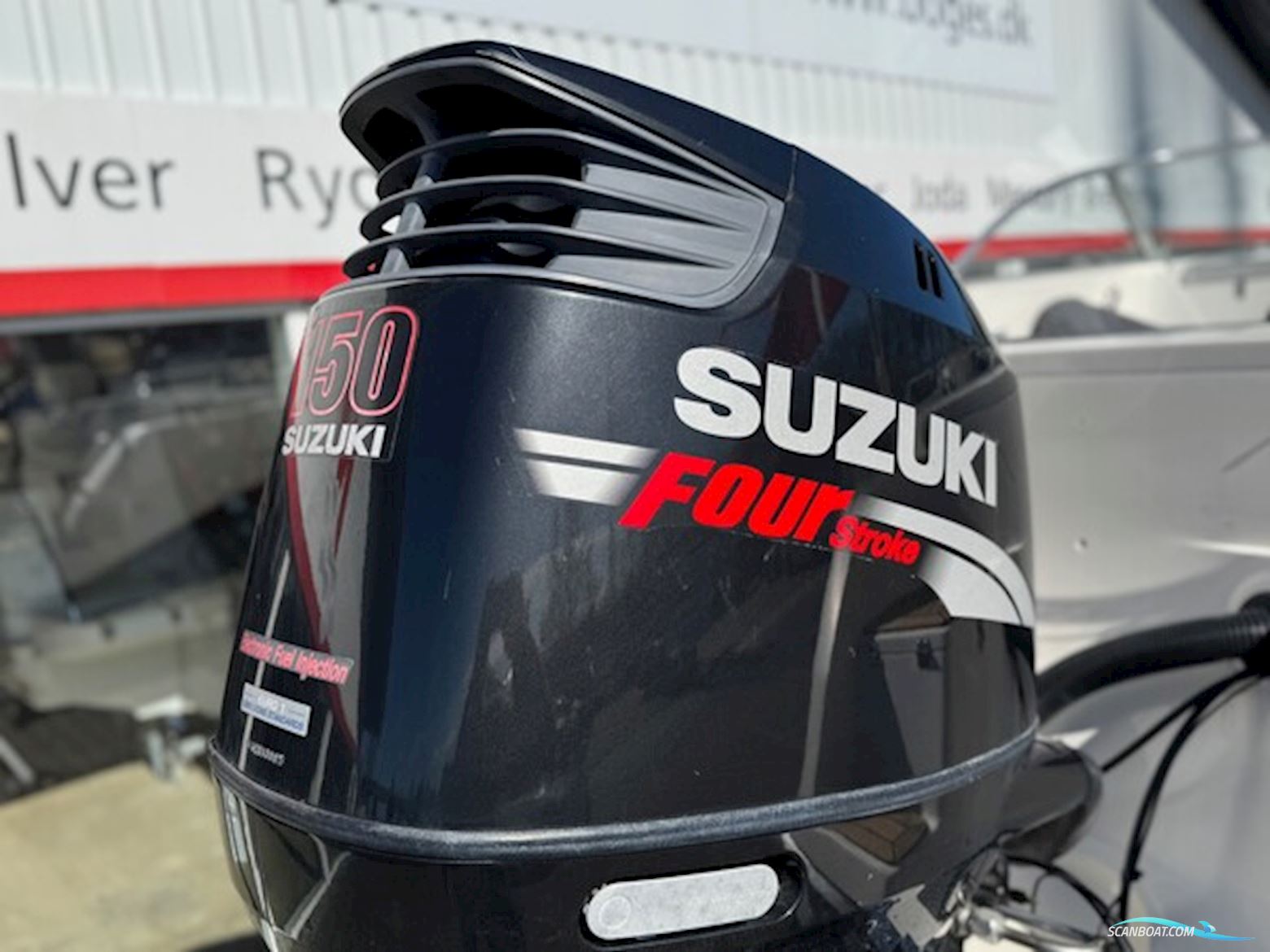 Amt 200 DC Med 150 HK Suzuki-Efi 4 Takt - Udstyr