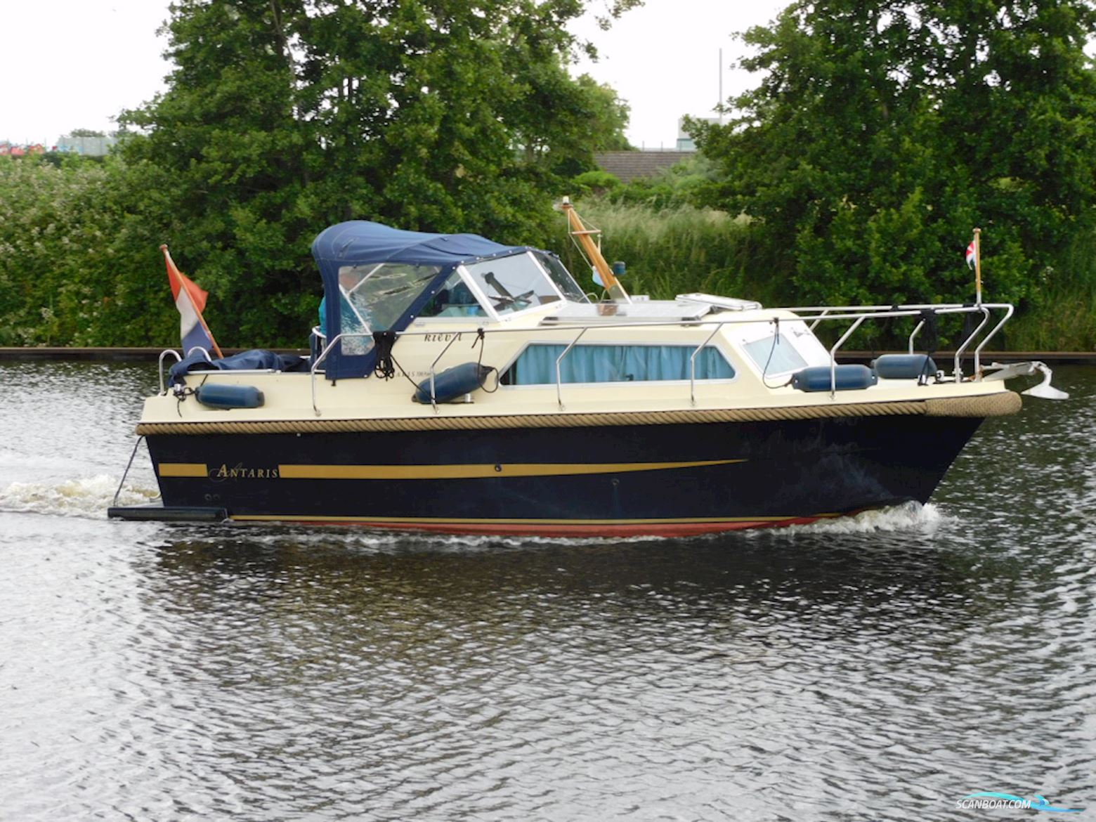 Antaris 720 Family Motorbåt 2003, med Vetus motor, Holland