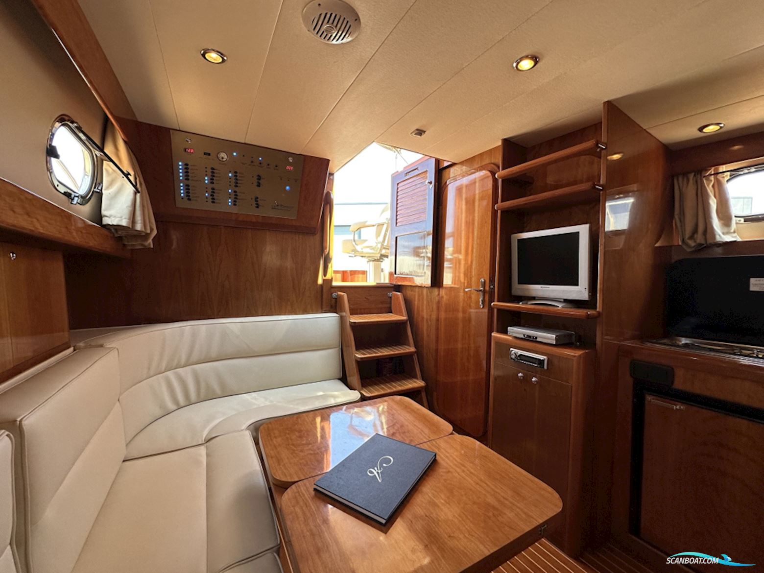 Antaris Mare Libre 1050