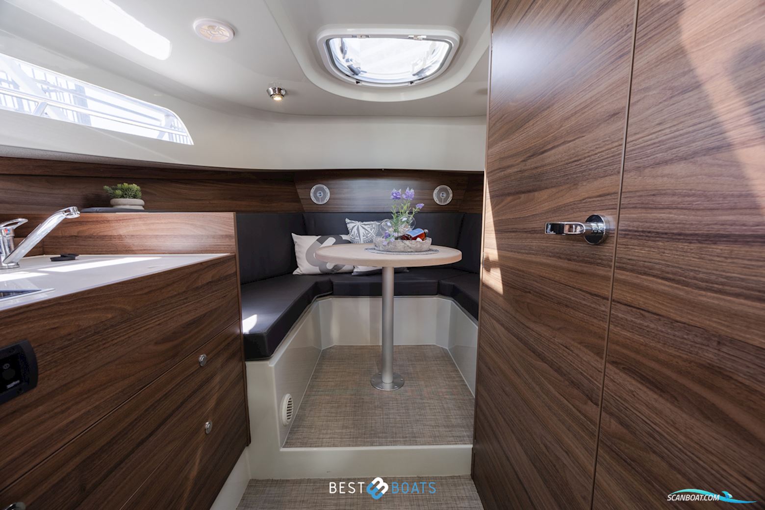 Antaris Seventy7 Cabin