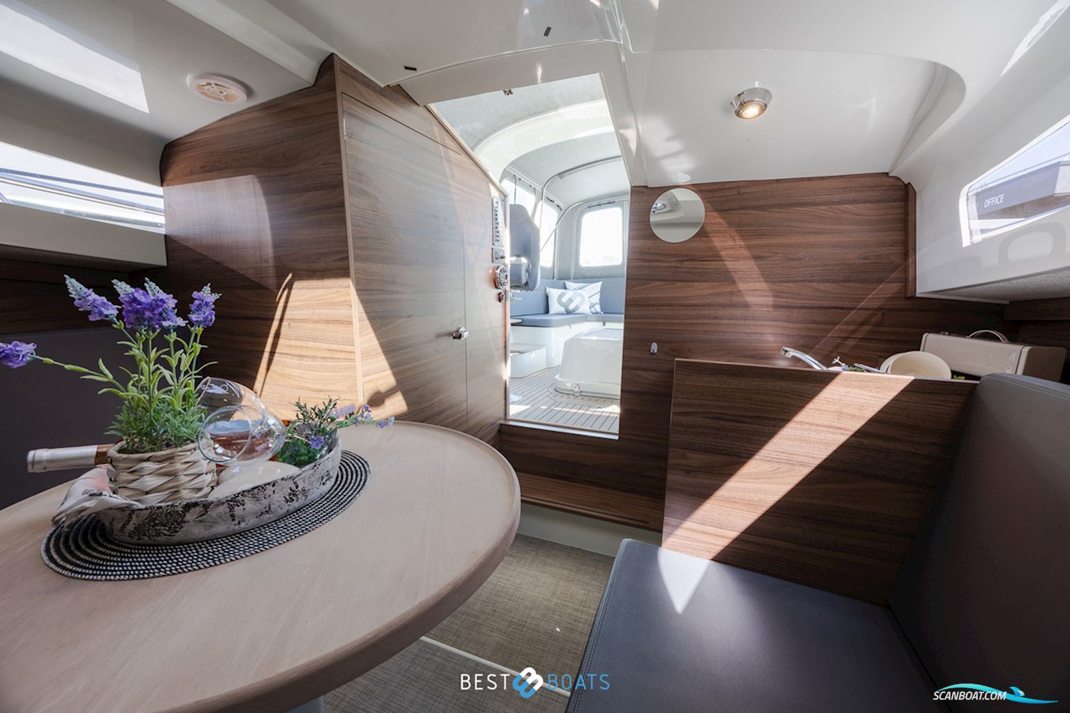 Antaris Seventy7 Cabin