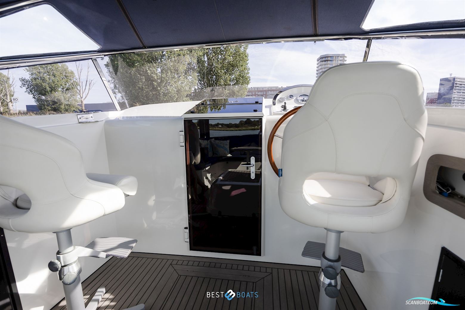 Antaris Seventy7 Cabin