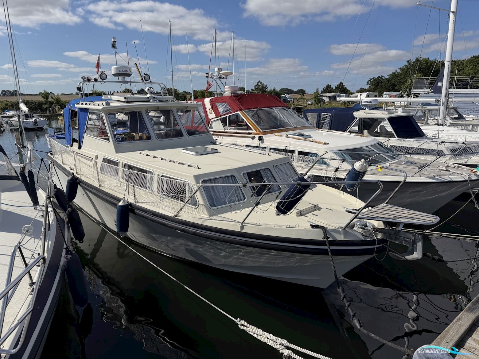 Apollo 32 TT Deluxe Motorbåt 1985, med Volvo Penta KAMD43P motor, Danmark