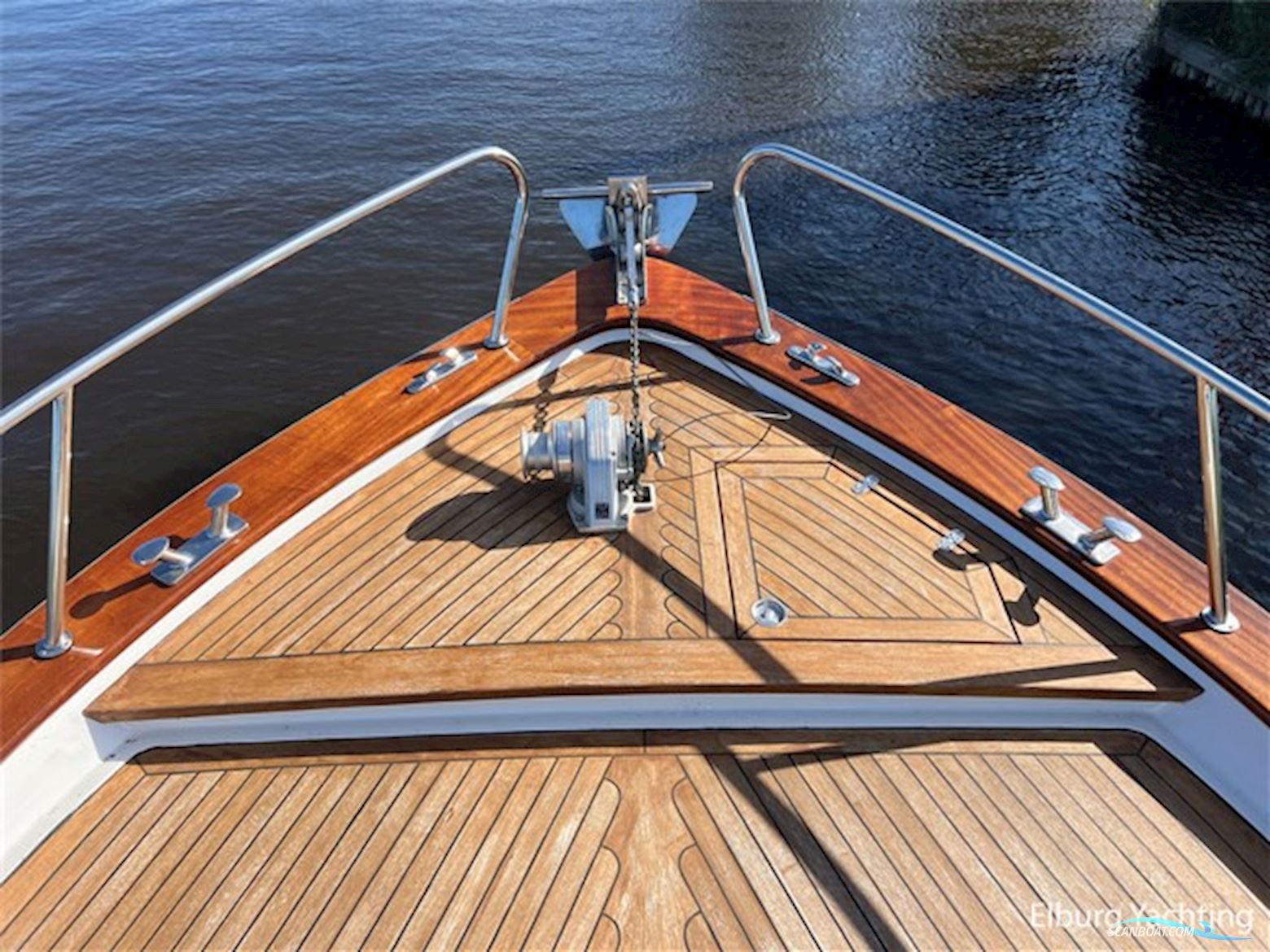 Apreamare 10 Semi Cabinato