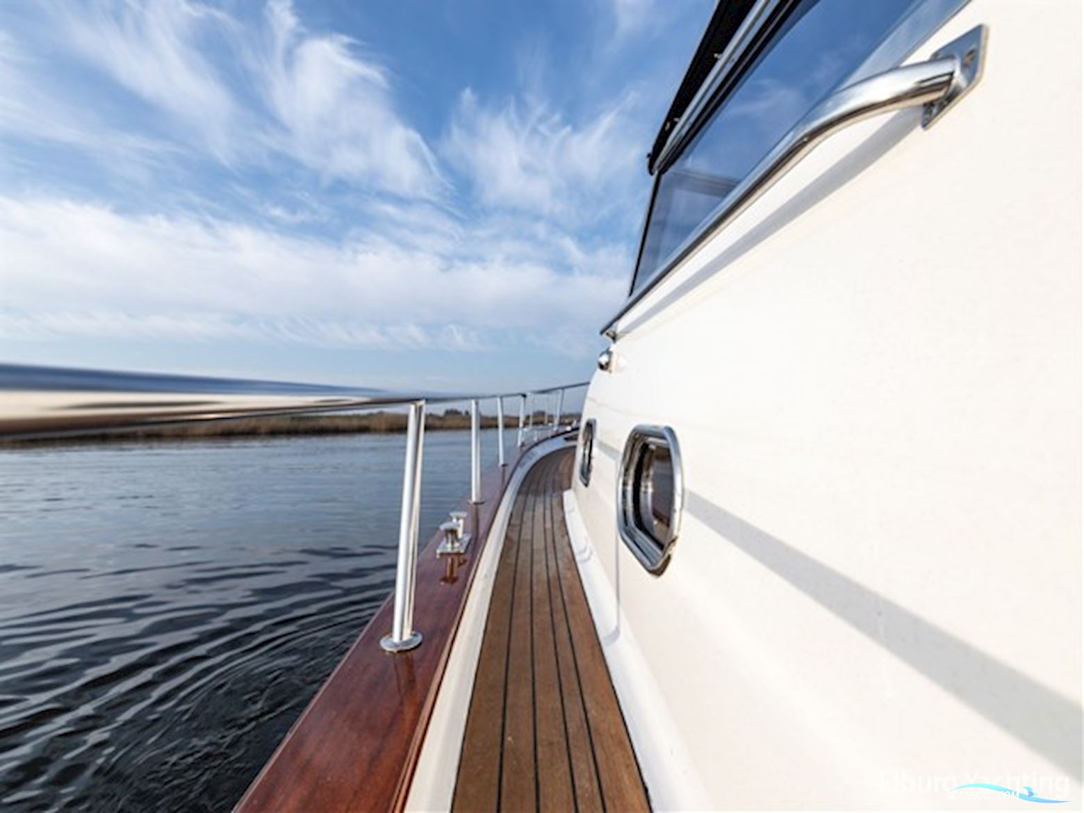 Apreamare 10 Semi Cabinato