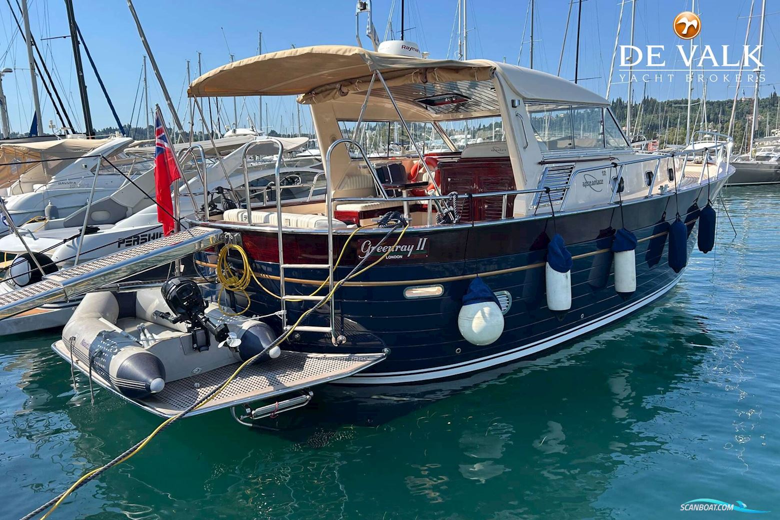 Apreamare 12 Cabinato