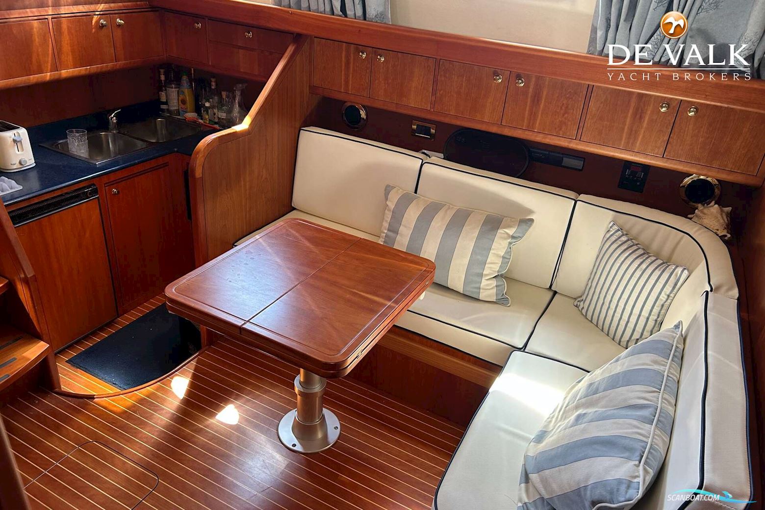 Apreamare 12 Cabinato