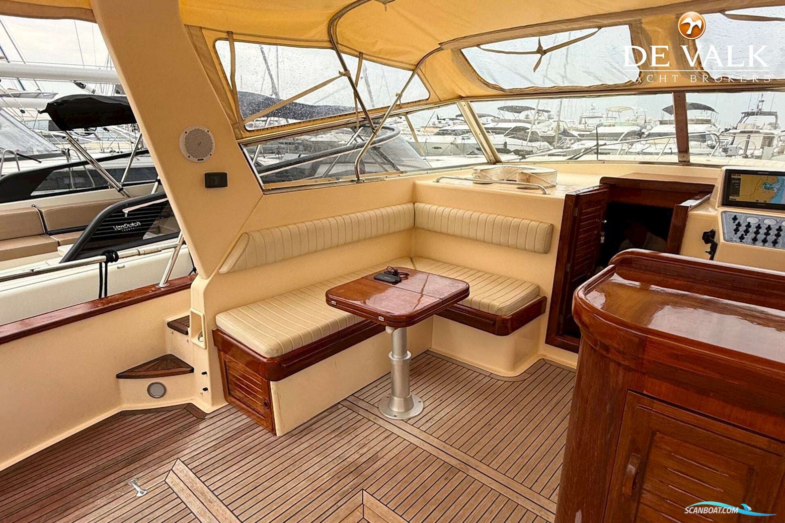 Apreamare 12 Semi-cabinato