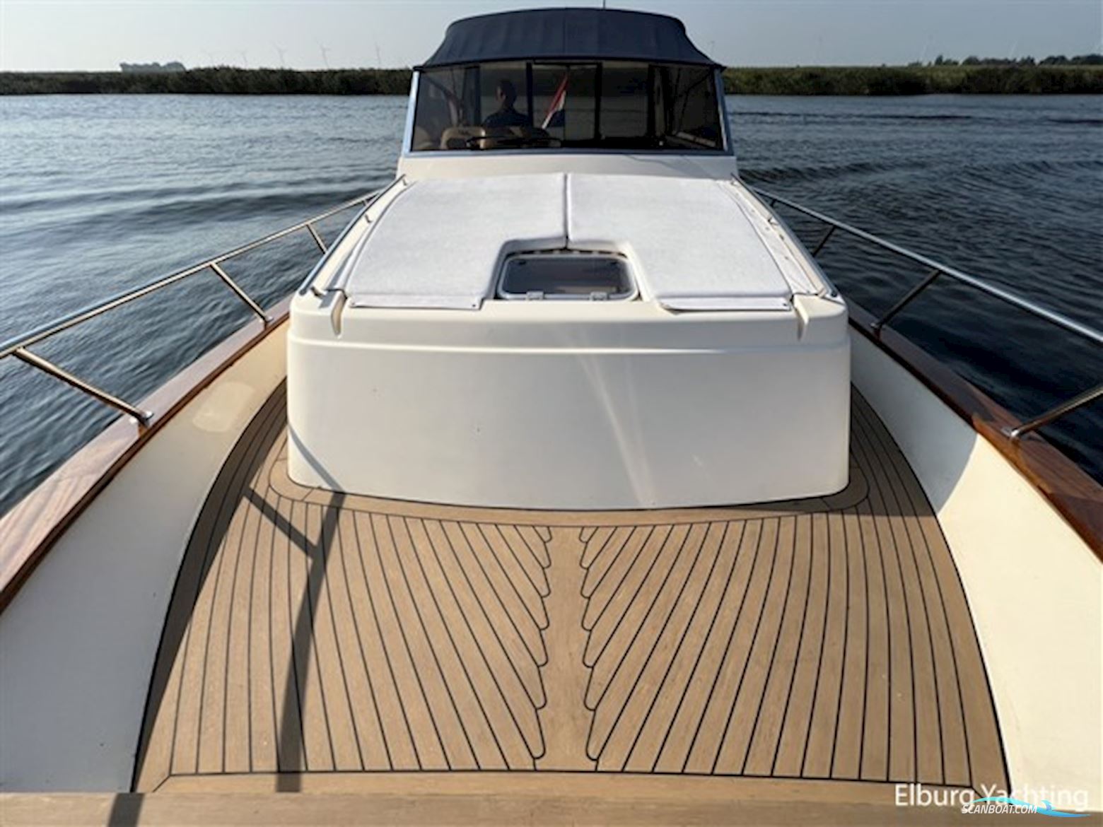 Apreamare 9 - Semi Cabinato 