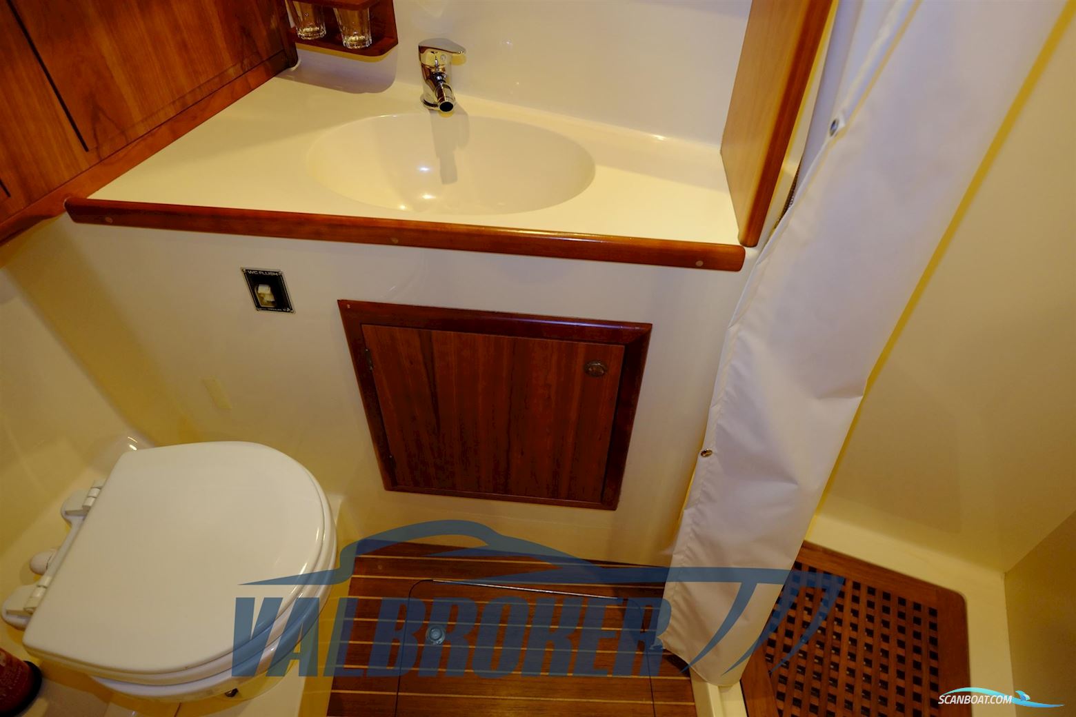 Apreamare Aprea 10 Semi Cabin