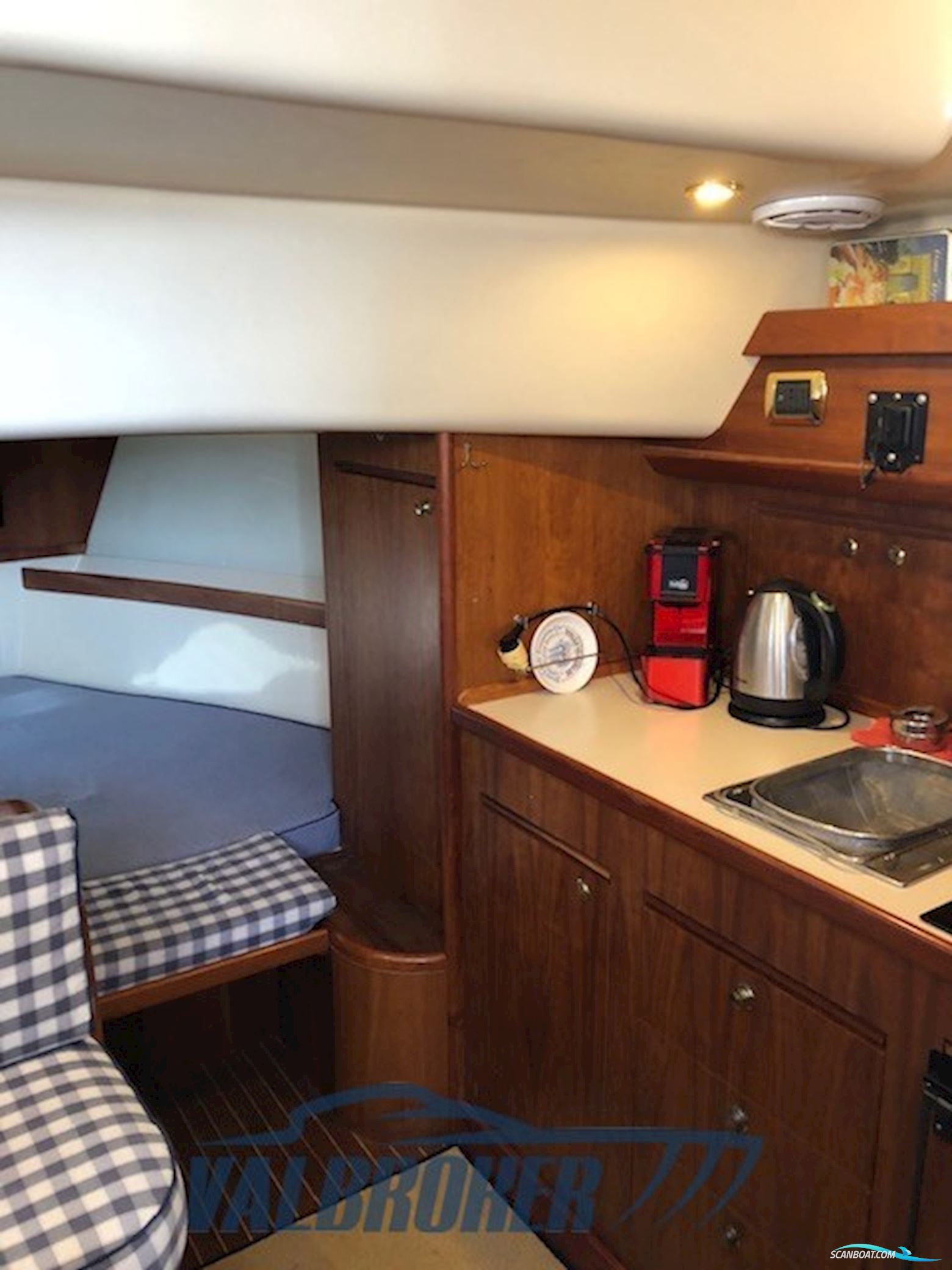 Apreamare Aprea 10 Semi Cabin