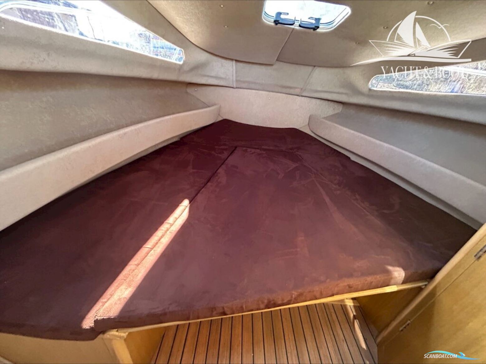 Aqua Royal 680 Cruiser