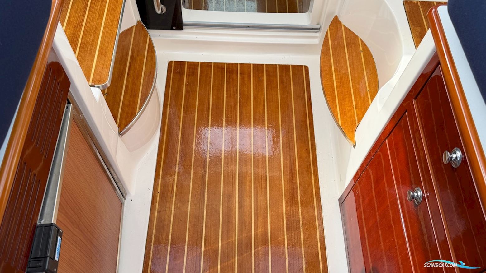 AQUADOR 23 HT