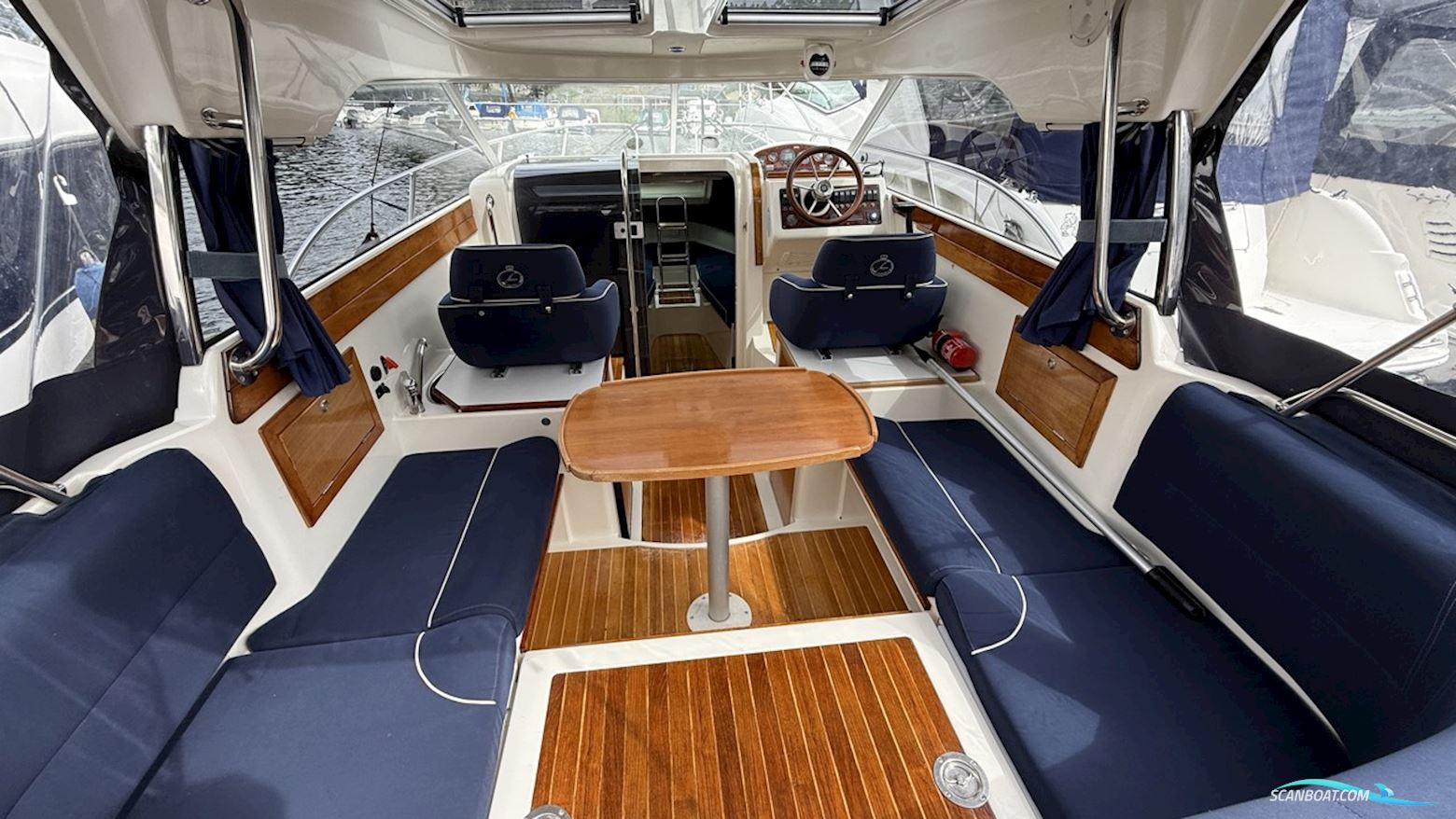 AQUADOR 23 HT