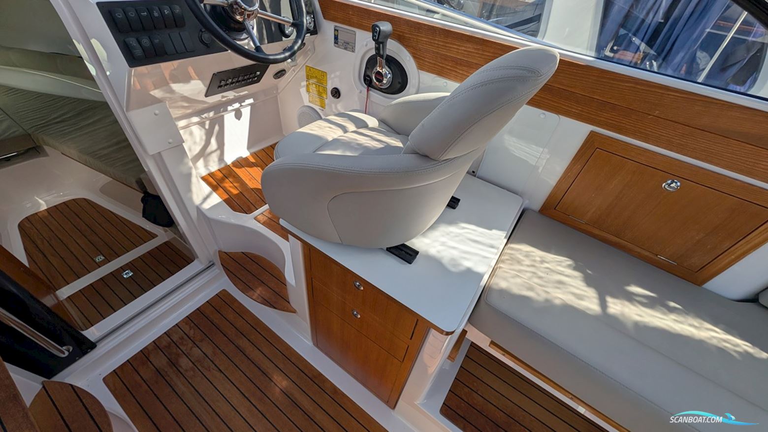 Aquador 25 DC