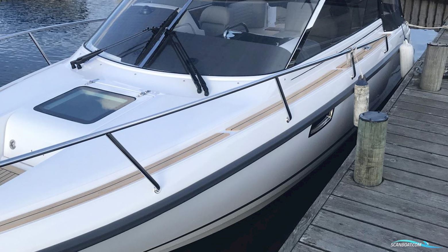 Aquador 25 HT Motorbåt 2020, med Mercruiser motor, Sverige