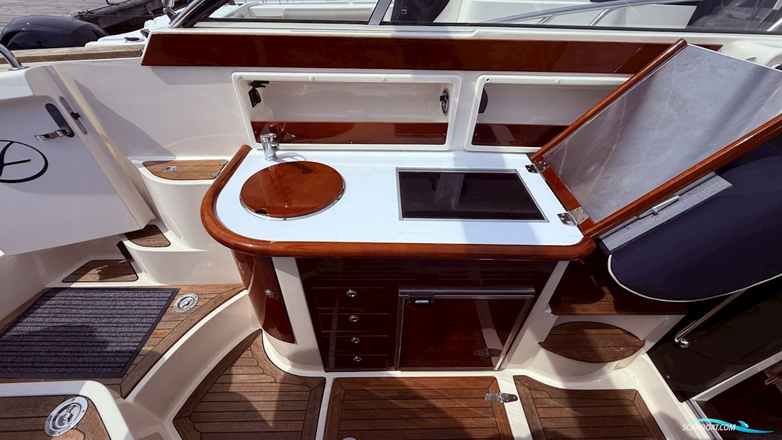 Aquador 26 DC