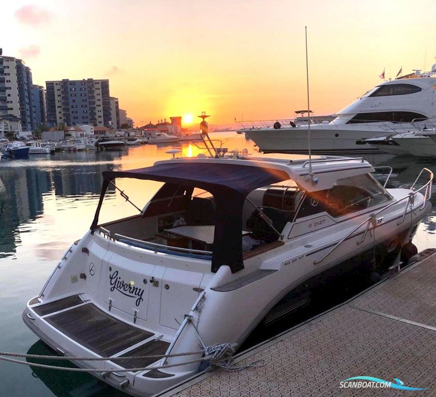 Aquador 26 HT Motorbåt 2004, med Volvo Penta Kad43DP motor, Gibraltar
