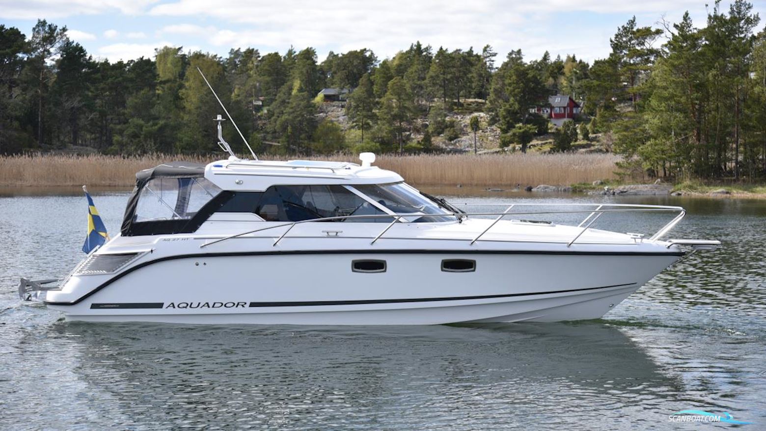 Aquador 27 HT Motorbåt 2016, med Mercruiser motor, Sverige