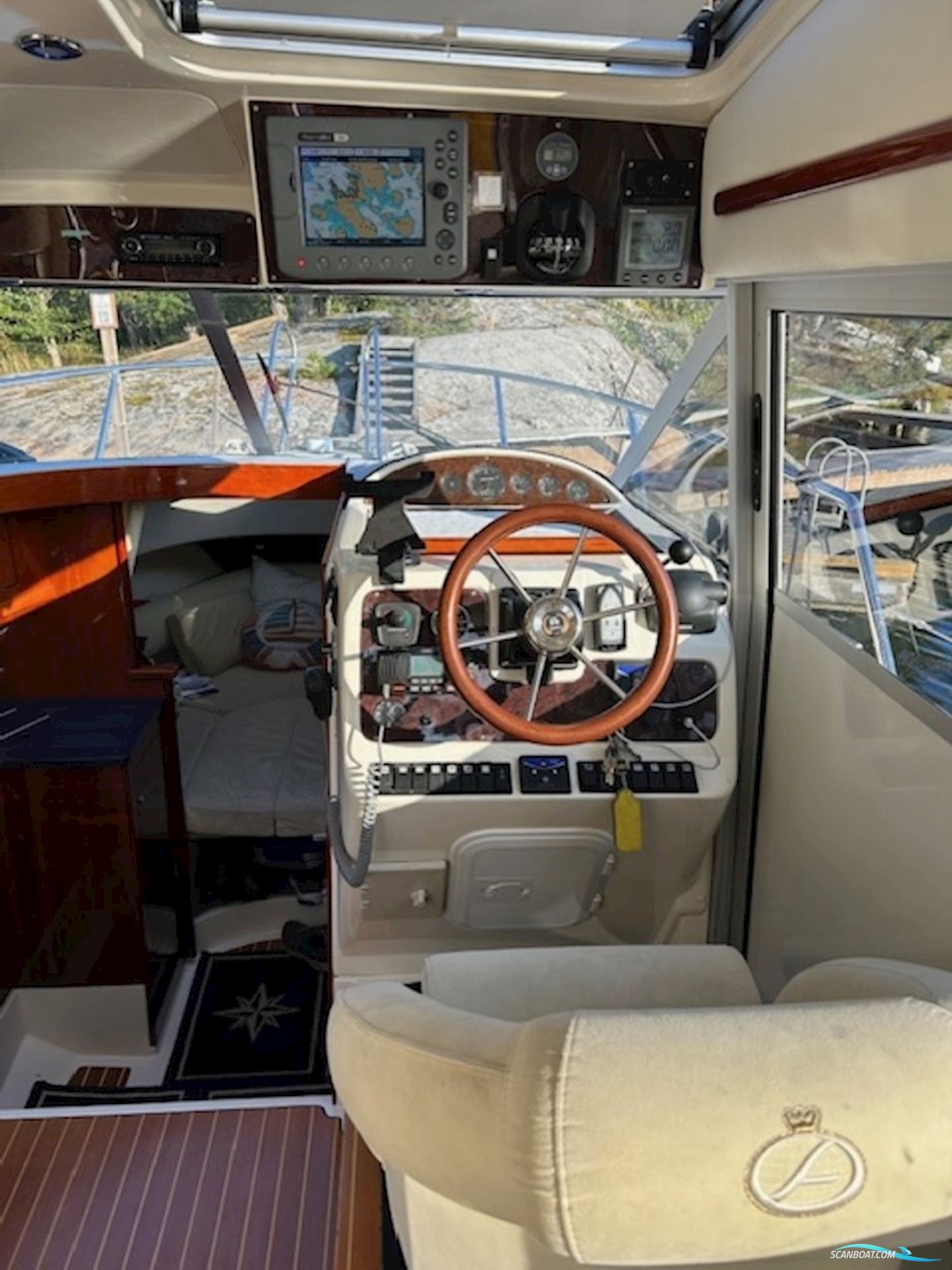 Aquador 28 C