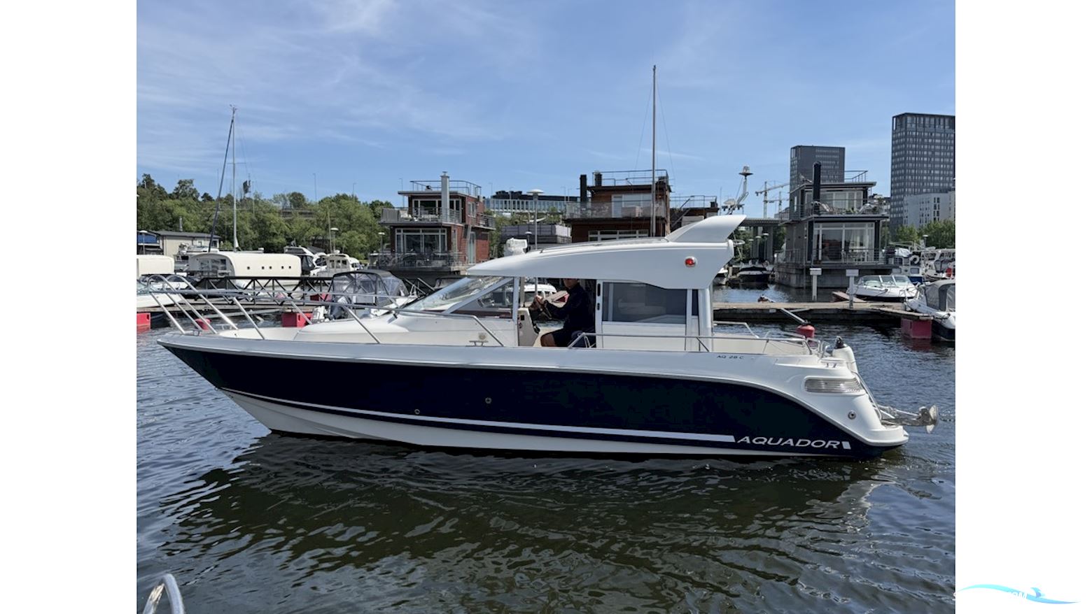 Aquador 28 C Motorbåt 2008, med Volvo Penta motor, Sverige