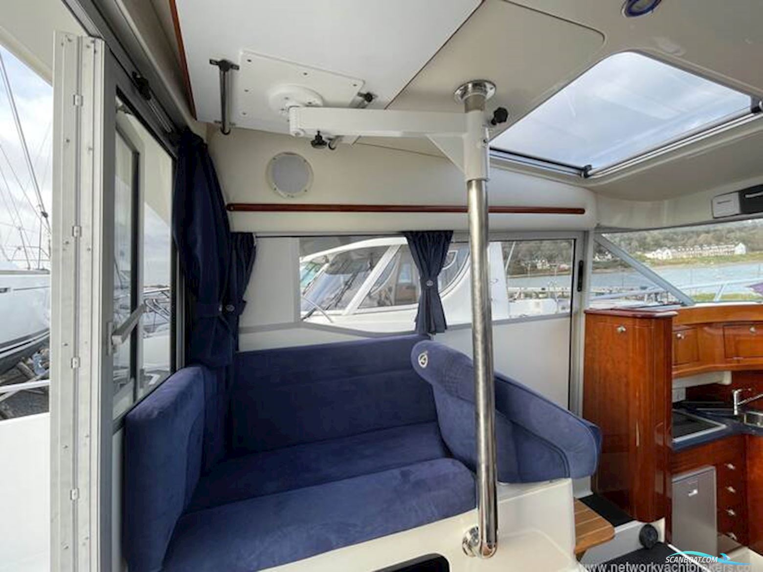 Aquador 28 C