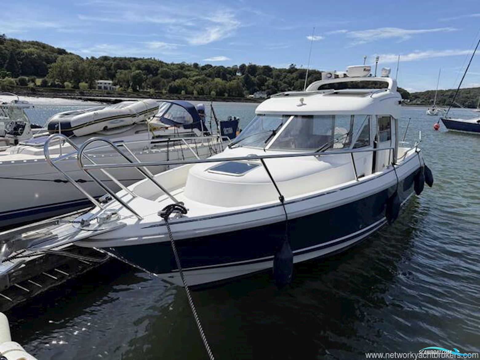 Aquador 28 C