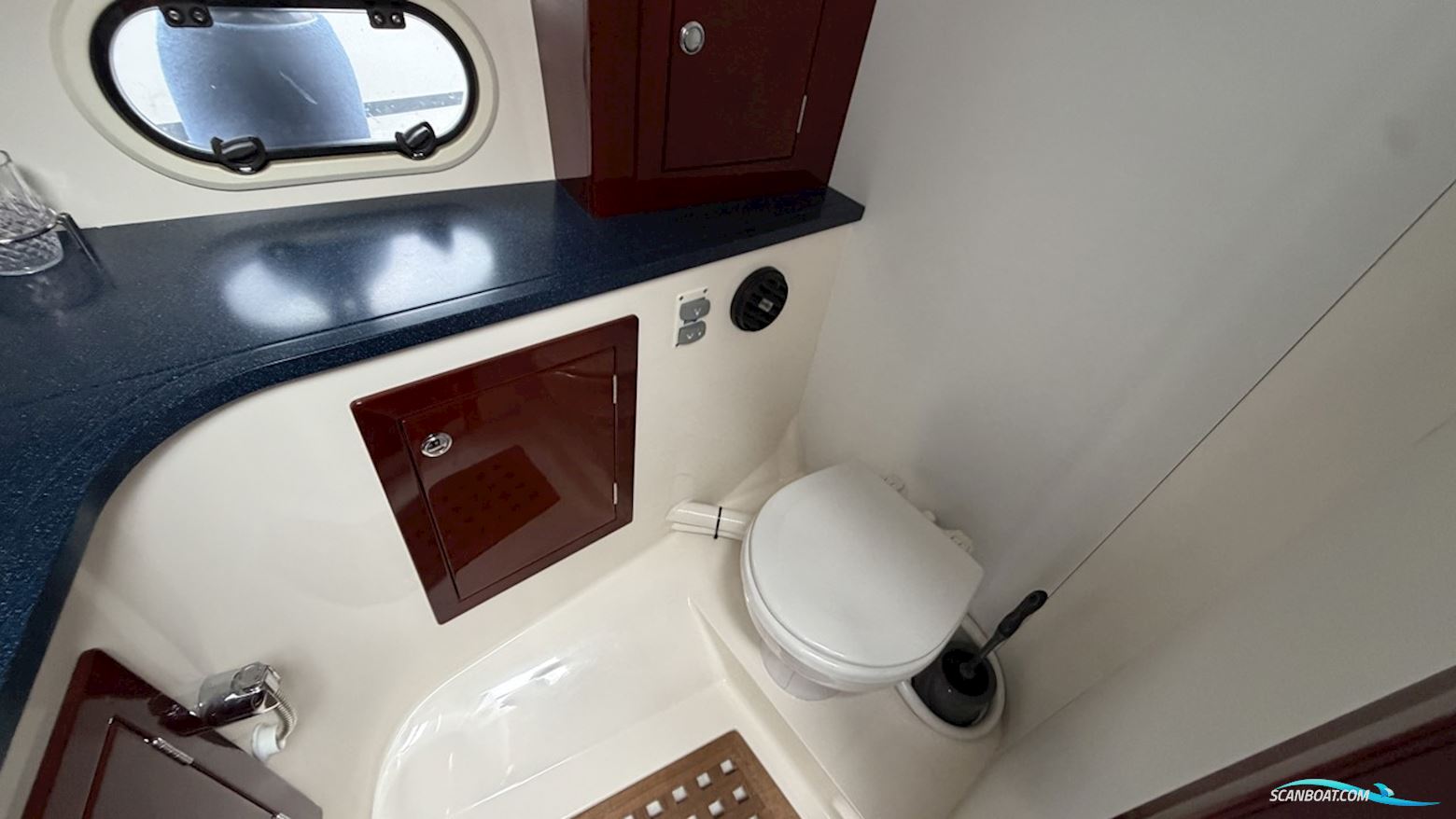 Aquador 28 DC