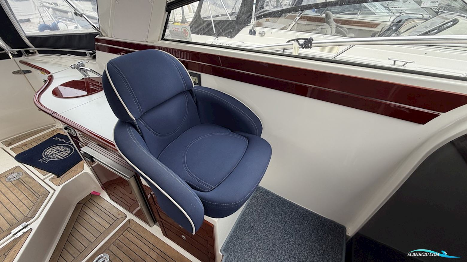 Aquador 28 DC