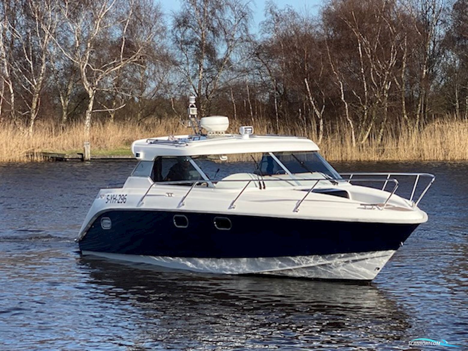 Aquador 28 Hard Top