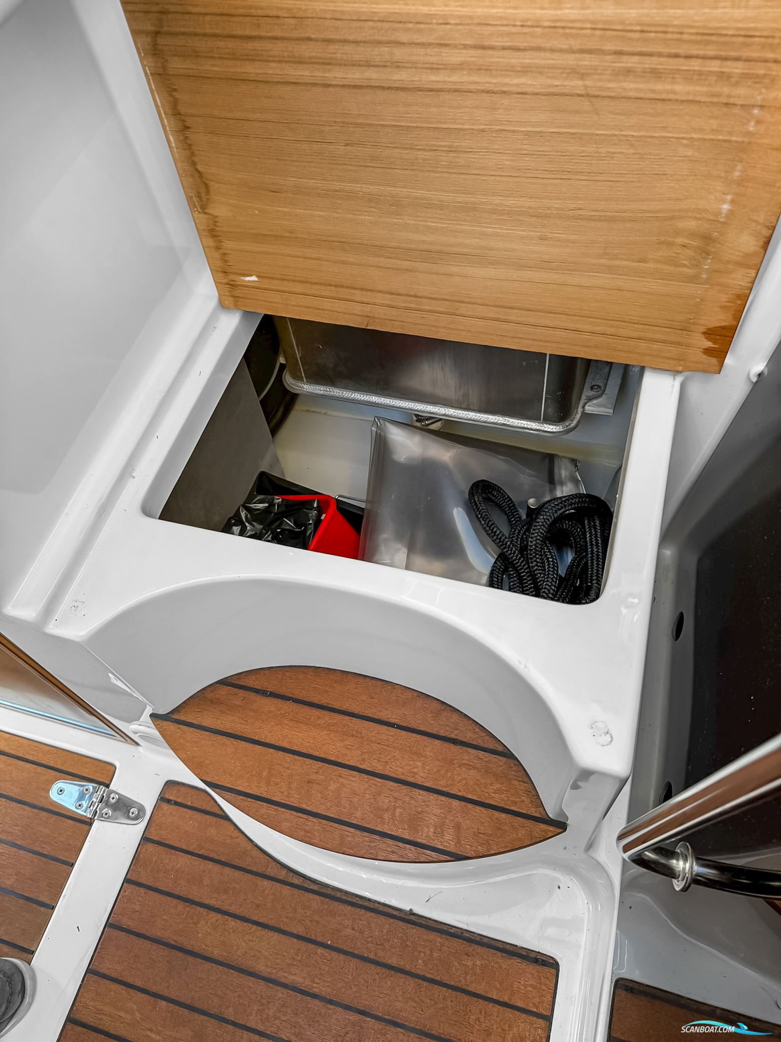 Aquador 28 HT