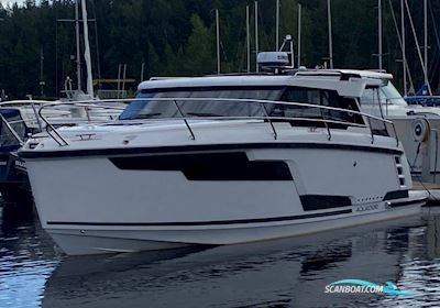 Aquador 300 HT Motorbåt 2023, med Yanmar 8LV370 motor, Sverige