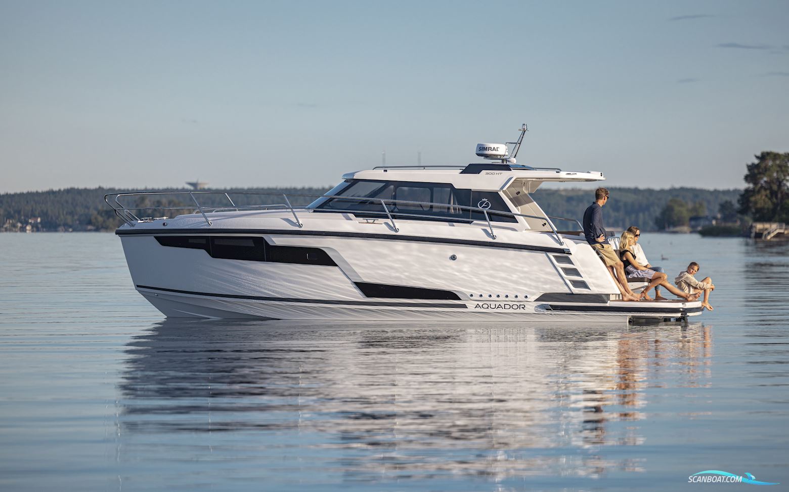 Aquador 300 HT Motorbåt 2026, med Volvo Penta D4 motor, Danmark