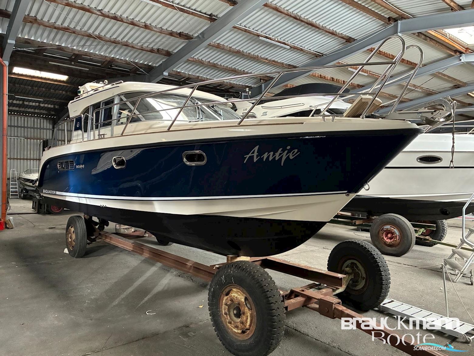 Aquador 32 C
