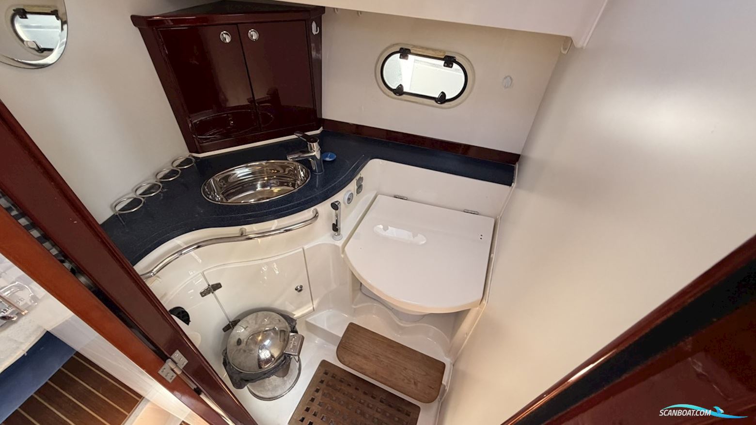 AQUADOR 33 HT