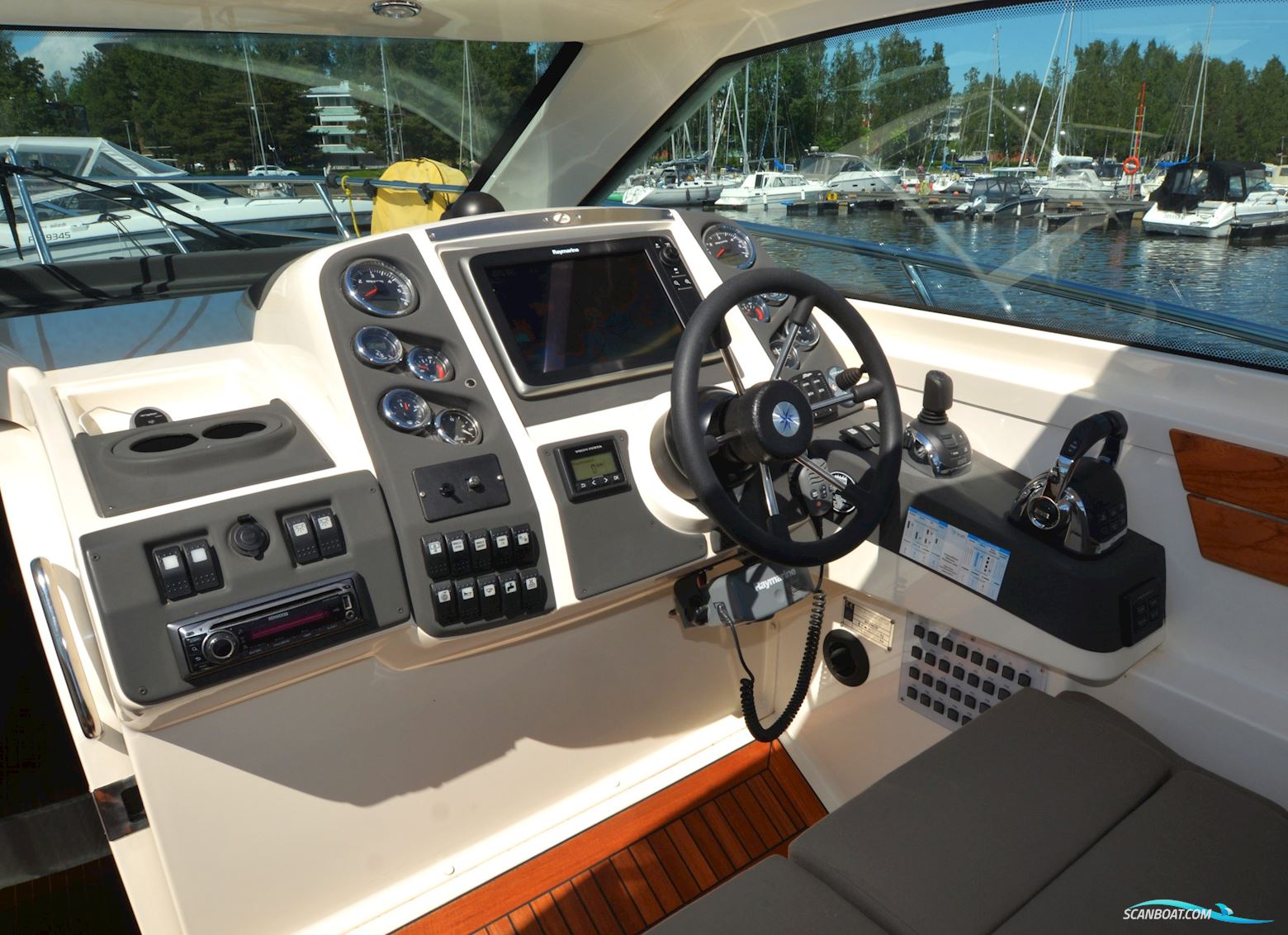 Aquador 35 ST