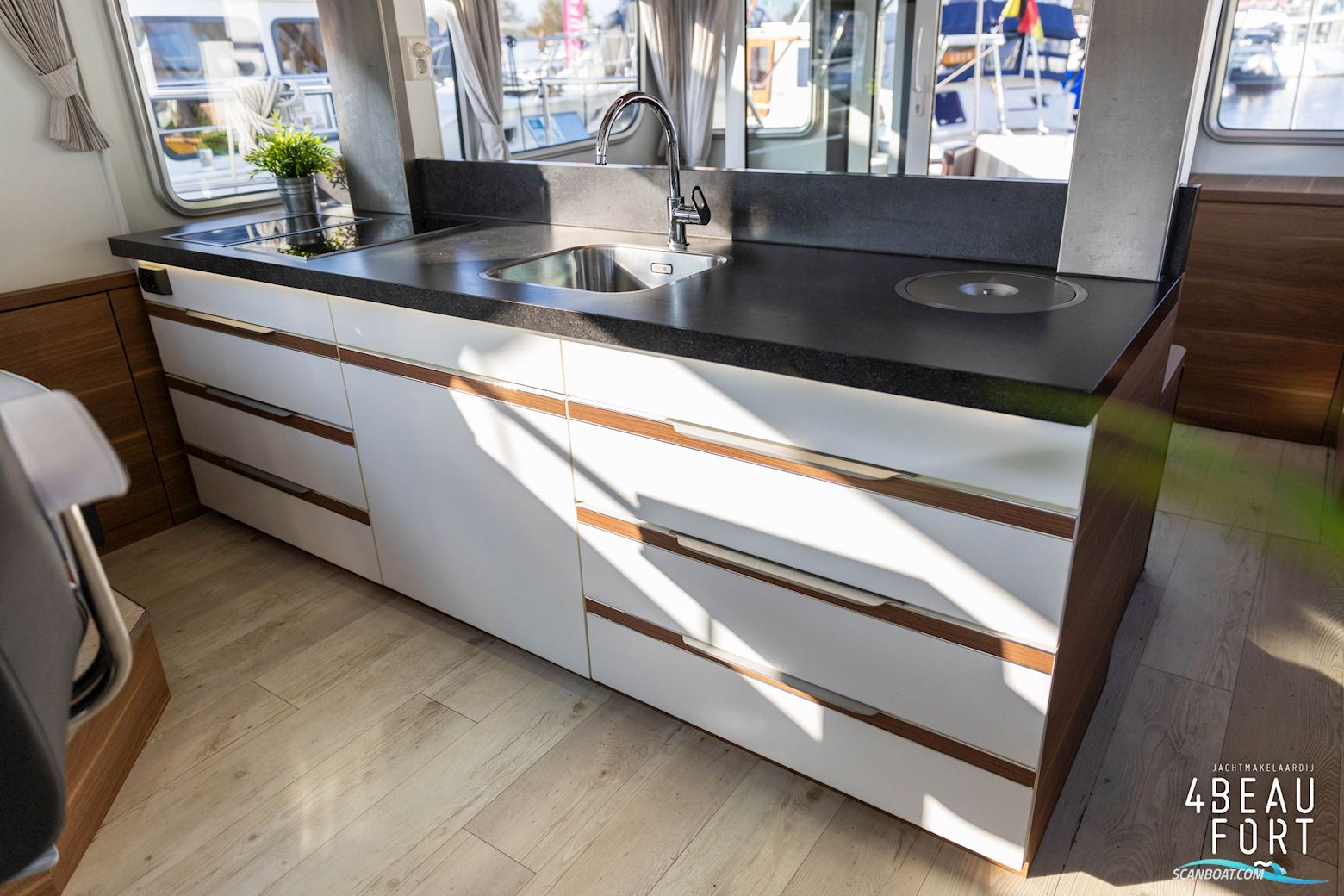 Aquanaut Andante 438 OC