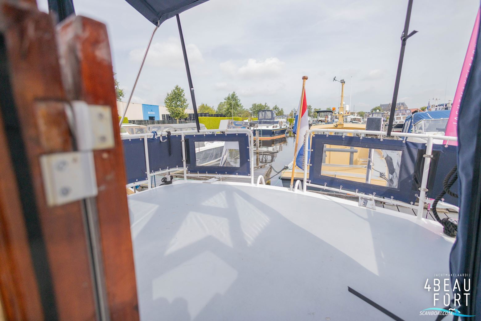 Aquanaut Beauty 1000 AK