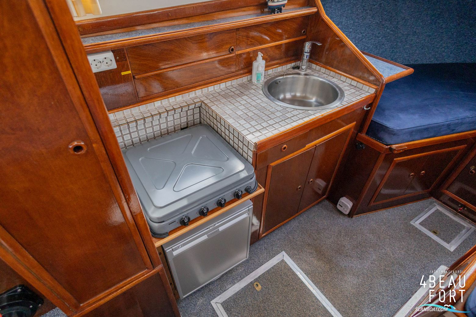 Aquanaut Beauty 1000 AK