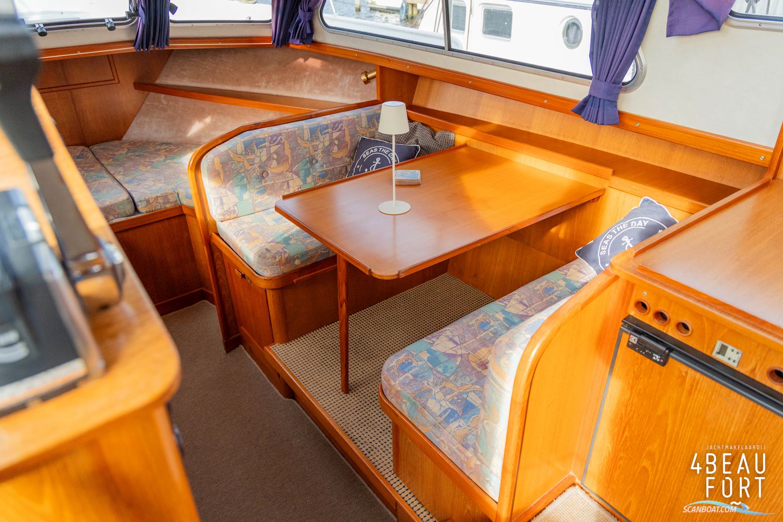 Aquanaut Beauty 1050 AK