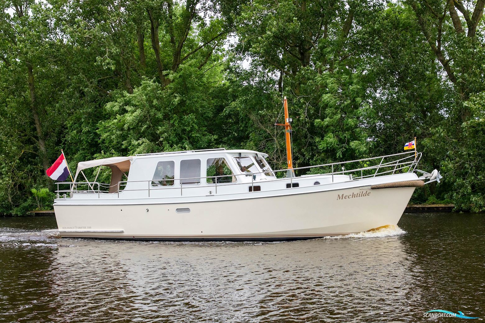 Aquanaut Drifter 1100 OK Motorbåt 2000, med Yanmar motor, Holland