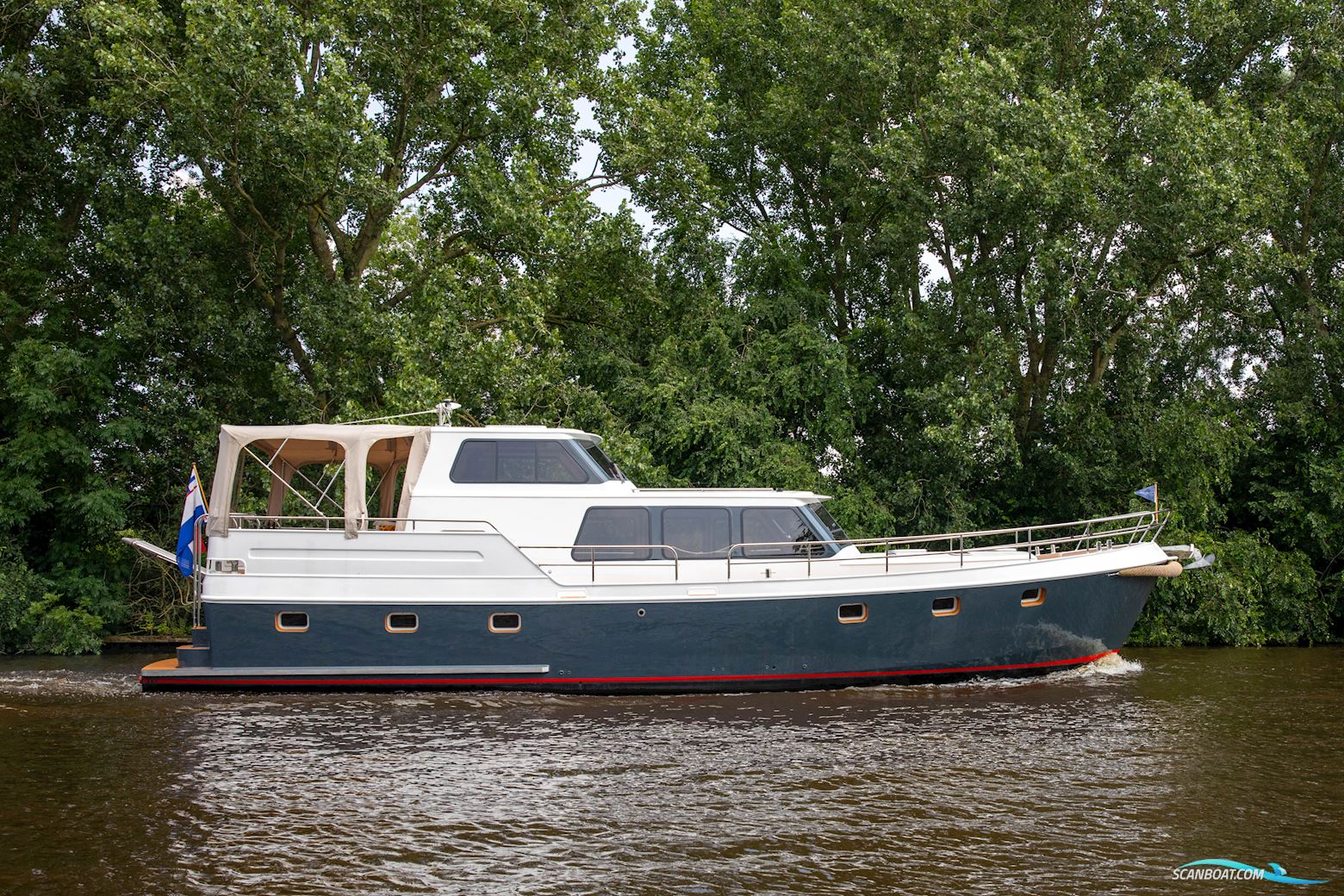 Aquanaut Drifter 1500 Pilot House