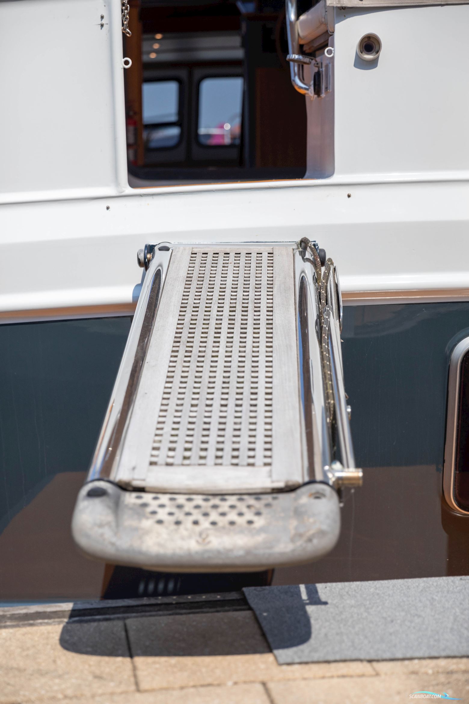 Aquanaut Drifter 1500 Pilot House