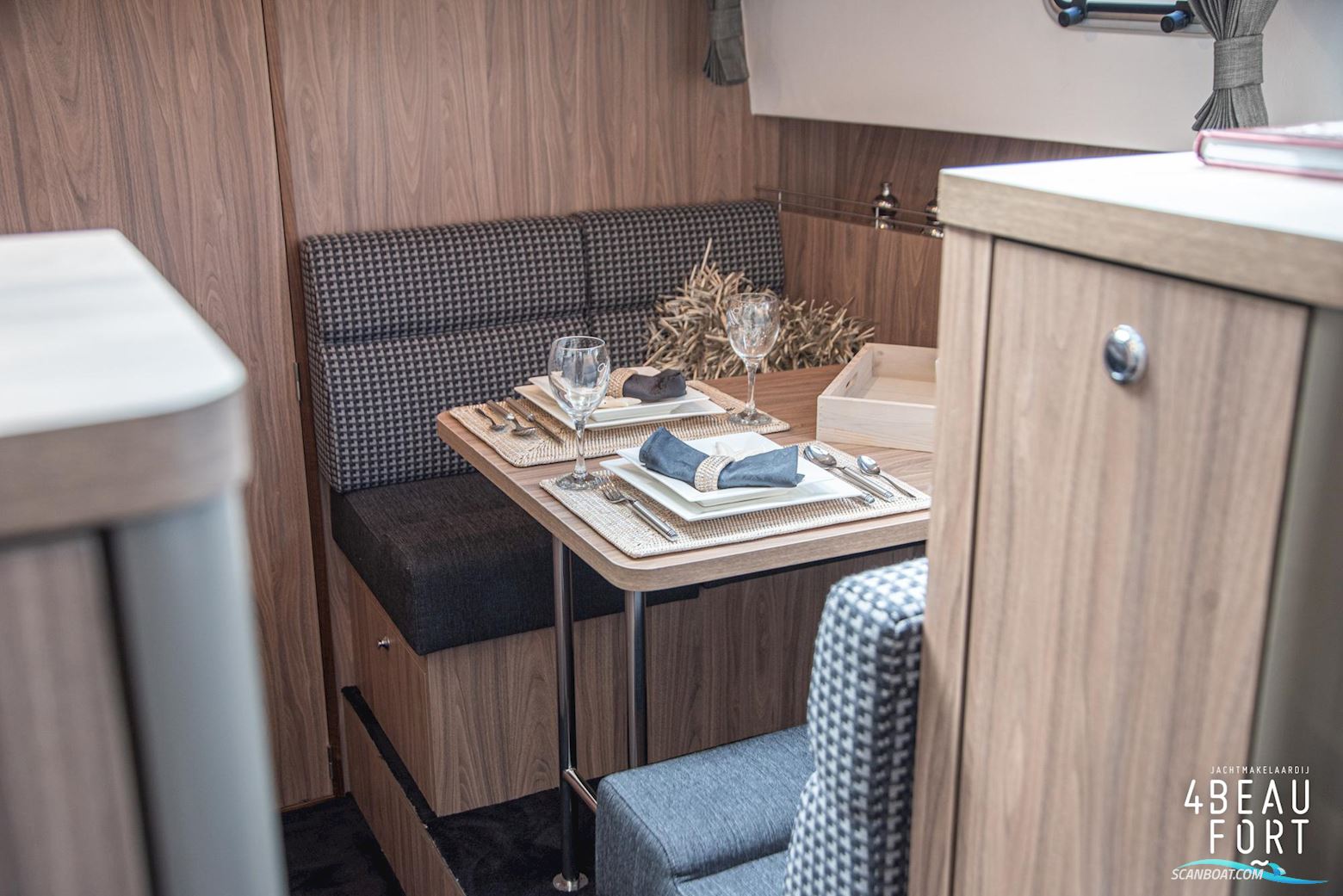 Aquanaut Drifter 350 AC