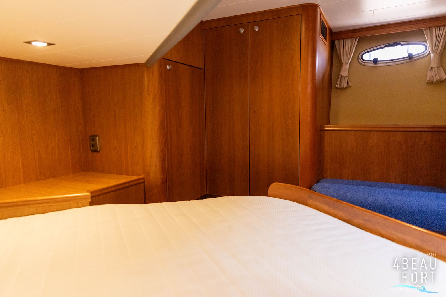 Aquanaut European Voyager 1300 II Admiraal Uitvoering