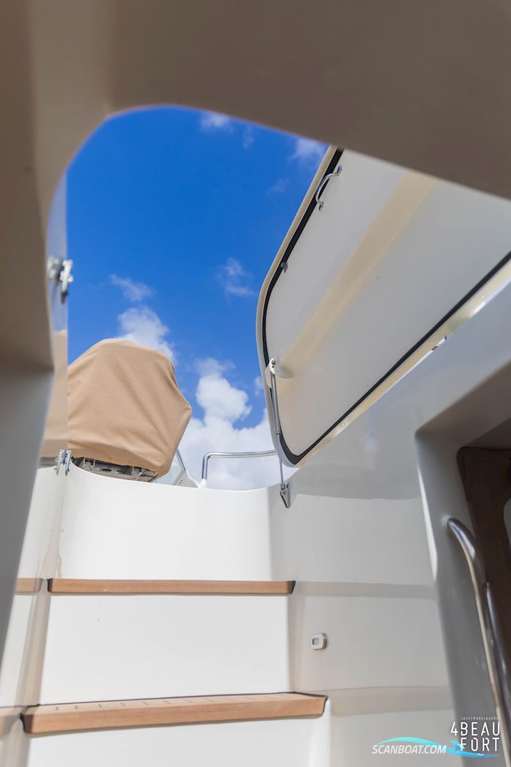 Aquanaut European Voyager 1300 II Admiraal Uitvoering