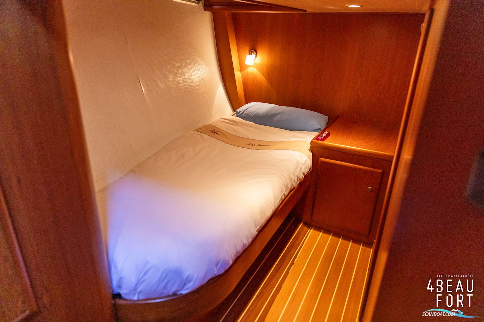 Aquanaut European Voyager 1300