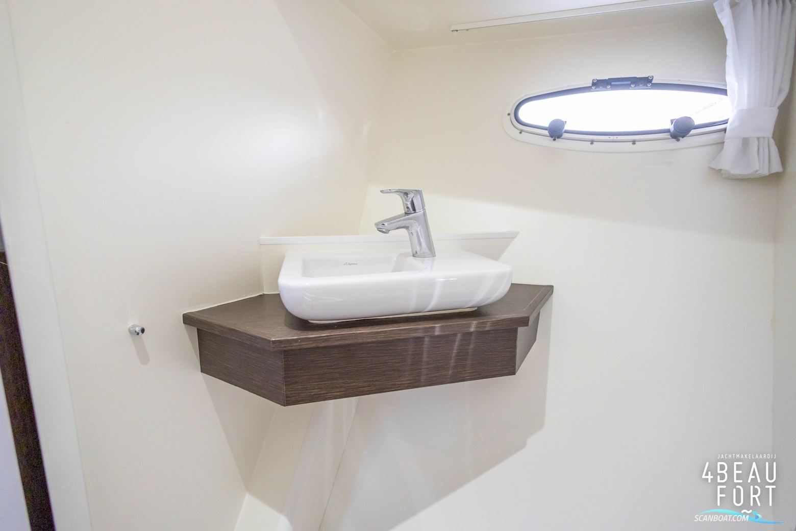 Aquanaut European Voyager 1500 II